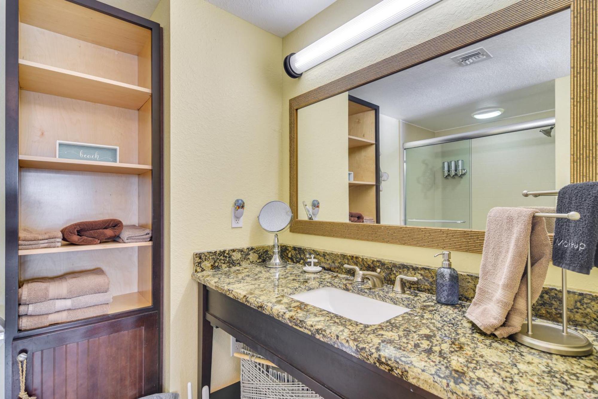 Waterfront Condo With Water Park, Walk To The Beach! Clearwater Beach Exterior photo